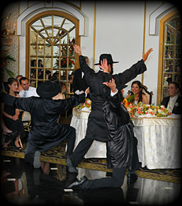 The Amazing Bottle Dancers at your Wedding