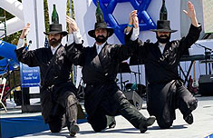 The Amazing Bottle Dancers at The Israel Expo 2008